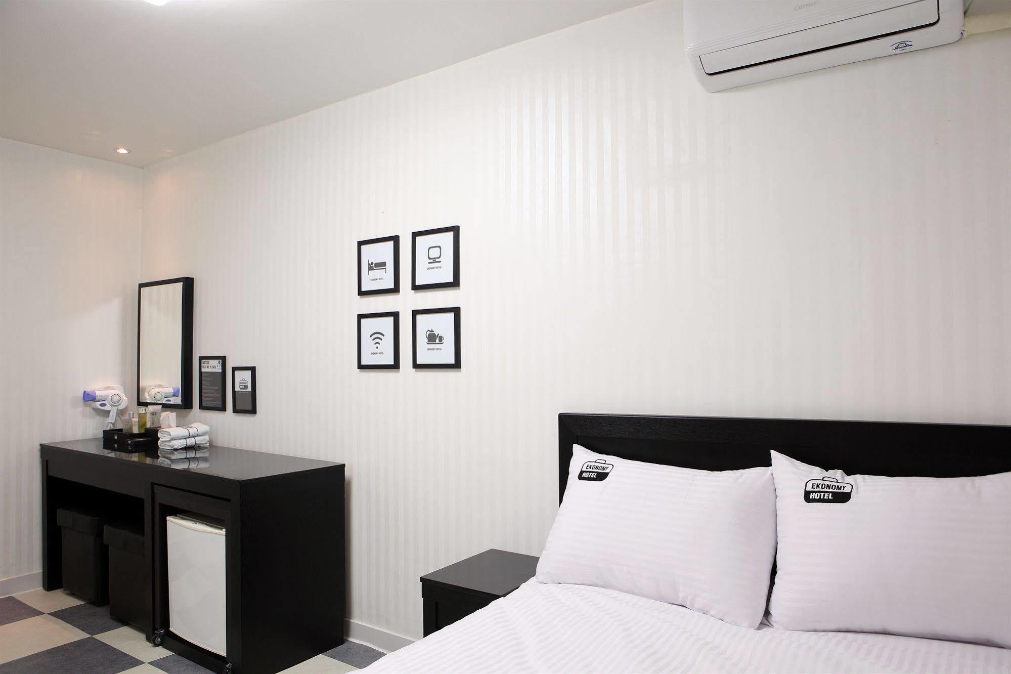 Ekonomy Hotel 2*